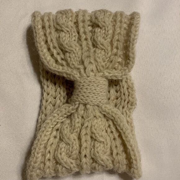 Crochet/knitted headband cream color - Picture 2 of 3
